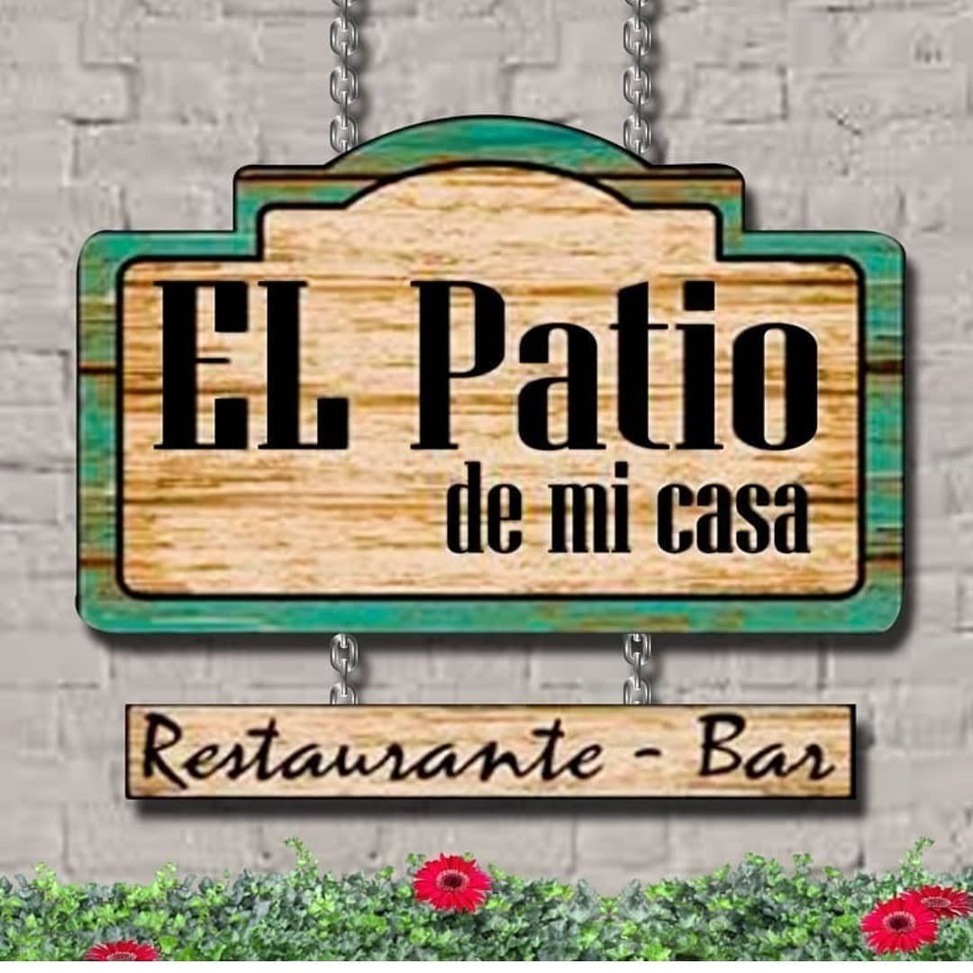 El patio de mi casa hotel - apartamentos -restaurante tipico - apartamentos